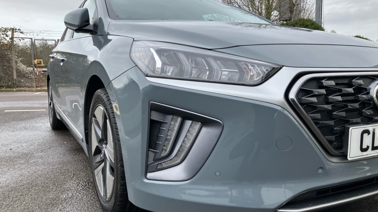 Hyundai IONIQ 1.6 GDi Hybrid Premium SE 5dr DCT Hybrid Hatchback